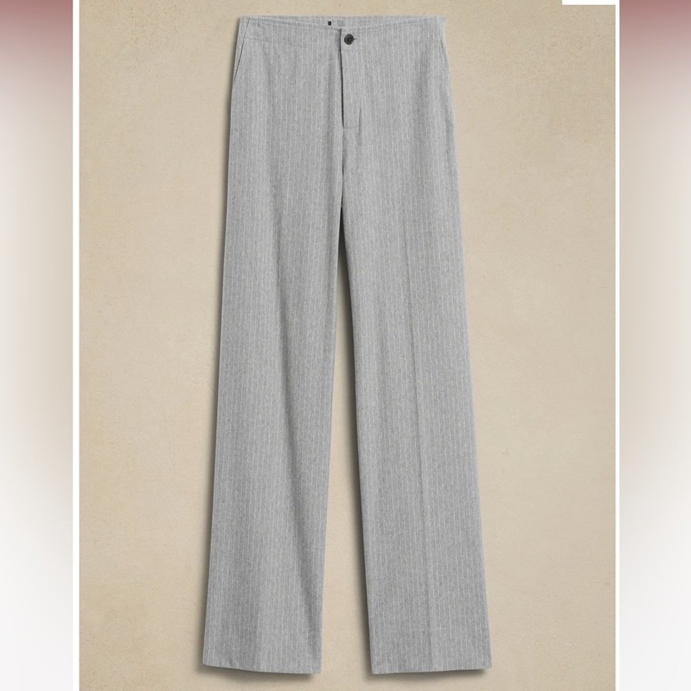 Banana Republic Gray Pinstripe Wide Leg Pants worn once 4